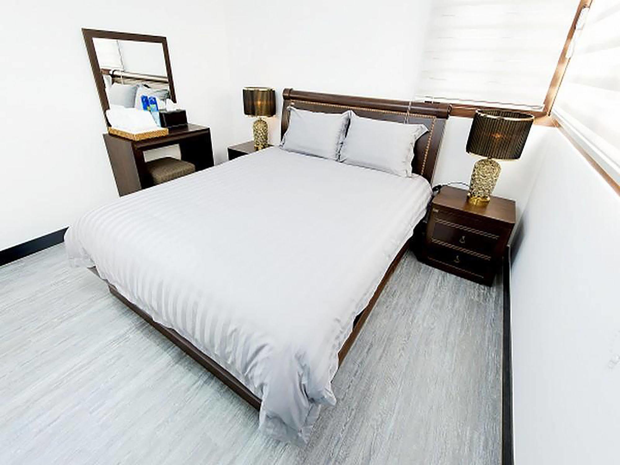 The Seri Resort Seogwipo Extérieur photo