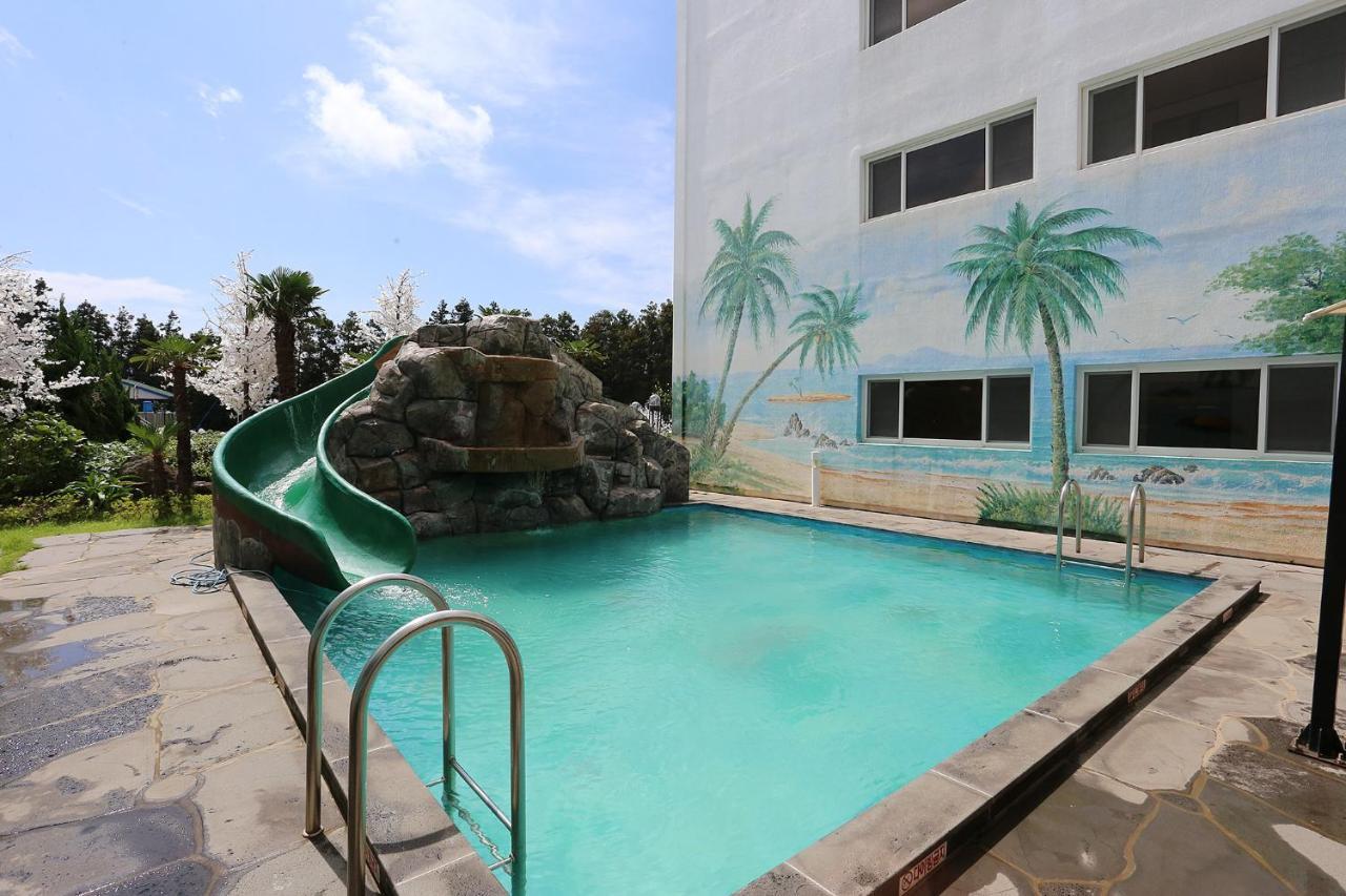 The Seri Resort Seogwipo Extérieur photo