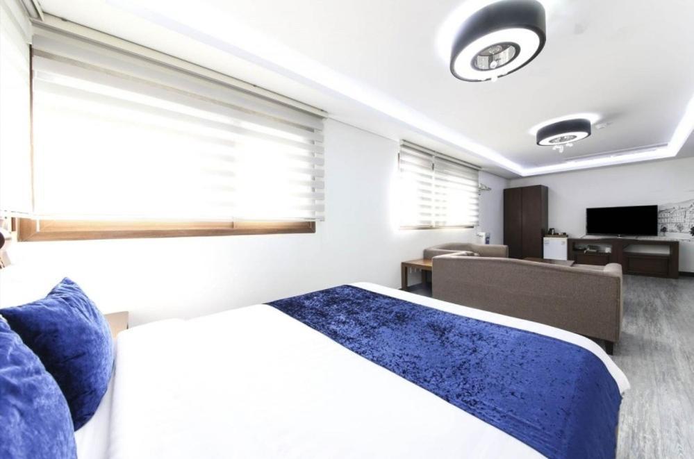 The Seri Resort Seogwipo Extérieur photo