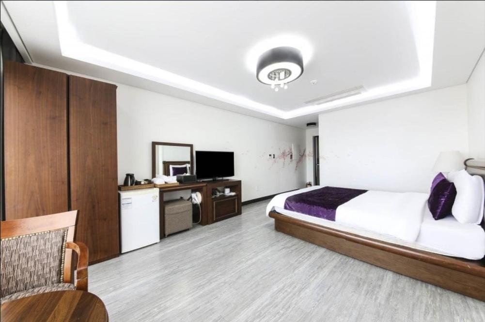 The Seri Resort Seogwipo Extérieur photo